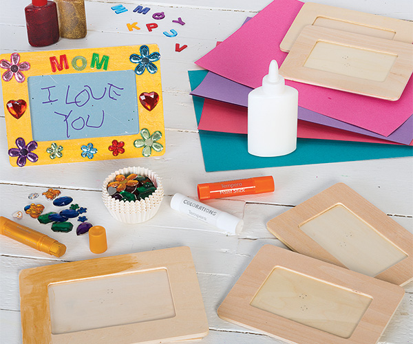 Craft Stick Mother's Day Sign - Craft Project Ideas